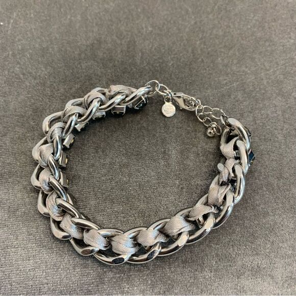 MARKS & Spencer silvertone crystal rhinestone chain bracelet - Picture 5 of 7